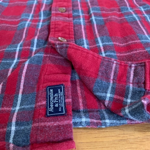 ABERCROMBIE & Fitch Classic long sleeve, Flannel Button-Up Shirt, Size M - Picture 4 of 6